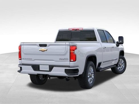 New 2026 Chevrolet Silverado 2500 High Country w/ High Country Premium Package AWD/4WD image 4