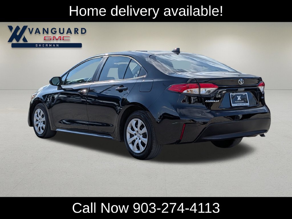 Used 2025 Toyota Corolla LE FWD image 4