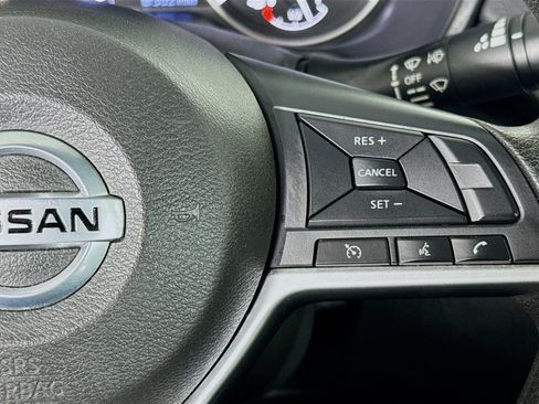 Used 2022 Nissan Altima 2.5 SV AWD/4WD image 13
