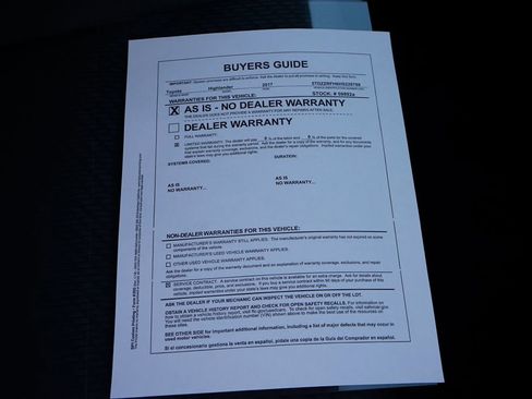 Used 2017 Toyota Highlander LE image 45