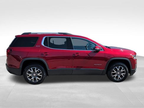 Used 2023 GMC Acadia SLE w/ Driver Convenience Package FWD image 4