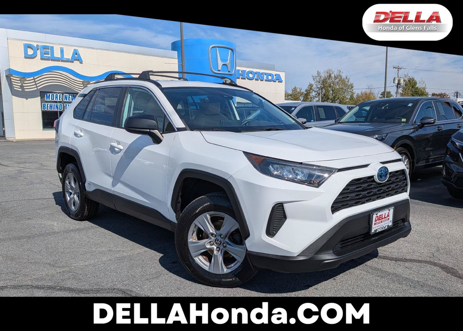 Used 2022 Toyota RAV4 LE AWD/4WD image 1