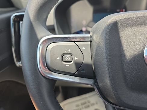 Used 2023 Volvo XC40 B5 Plus w/ Driver Assist Package AWD/4WD image 24