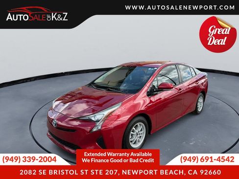 Used 2016 Toyota Prius Three FWD image 1