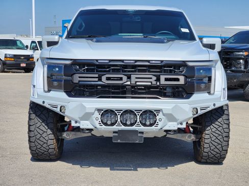 Used 2025 Ford F150 Raptor AWD/4WD image 2