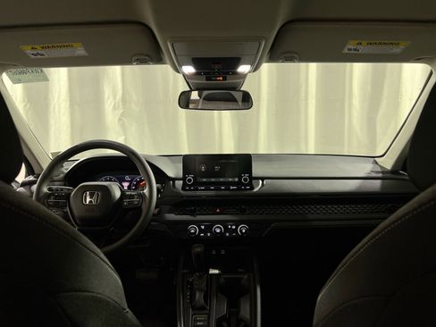 Used 2025 Honda Accord LX image 17