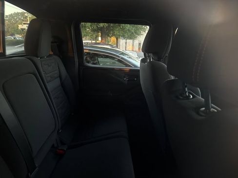Certified 2025 Nissan Frontier PRO-4X w/ Tow Package AWD/4WD image 4
