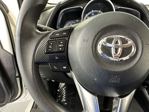 Used 2017 Toyota Yaris iA image 39