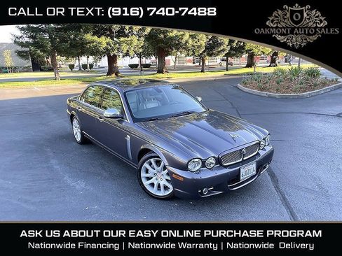 Used 2008 Jaguar XJ8 RWD image 2