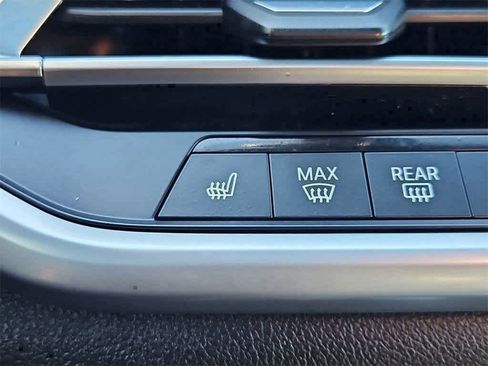 Used 2023 BMW X5 xDrive40i w/ Premium Package image 22