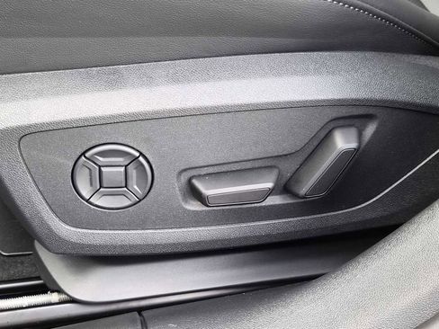 New 2026 Audi A6 Premium Plus AWD/4WD image 17