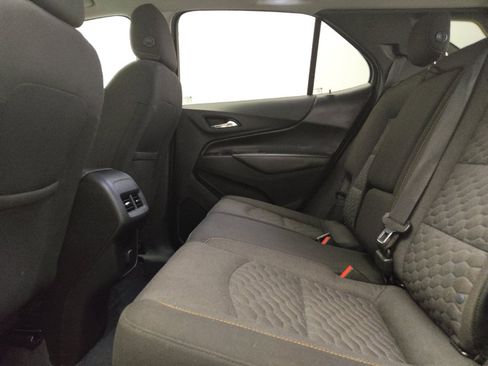 Used 2018 Chevrolet Equinox LT FWD image 18