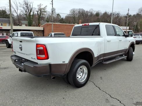 Used 2024 RAM 3500 Limited image 4