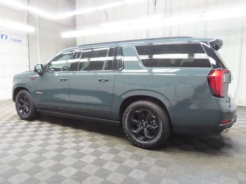 Used 2026 GMC Yukon XL AT4 Ultimate AWD/4WD image 6