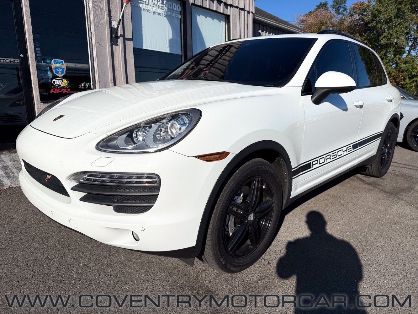 Used 2014 Porsche Cayenne S AWD/4WD image 2