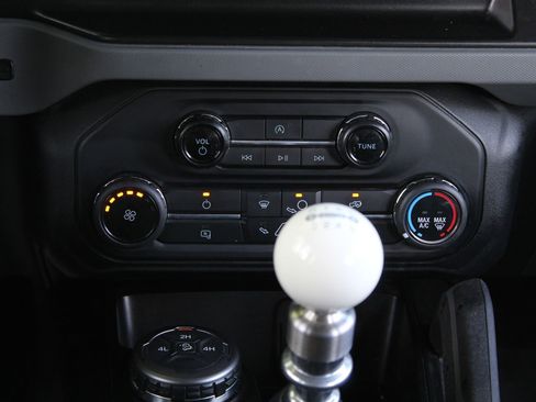 Used 2021 Ford Bronco Big Bend AWD/4WD image 18