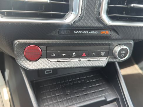 Used 2024 Ford Mustang Premium RWD image 22