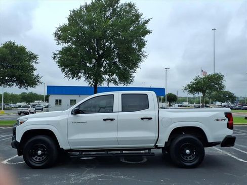 Used 2024 Chevrolet Colorado W/T w/ WT Convenience Package II AWD/4WD image 10