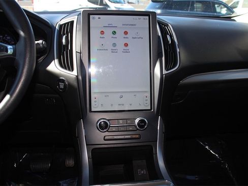 Certified 2022 Ford Edge SEL w/ Convenience Package image 18