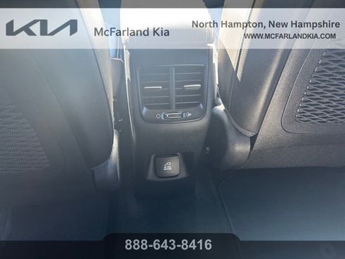 Used 2019 Kia Niro Touring image 24