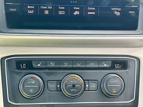 Used 2019 Volkswagen Atlas SE w/ Towing Package image 15