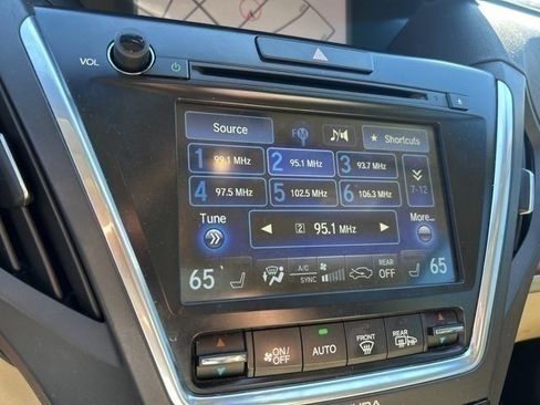 Used 2017 Acura MDX SH-AWD image 10