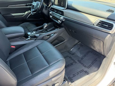 Used 2021 Kia Telluride SX w/ Nightfall Edition Package AWD/4WD image 13