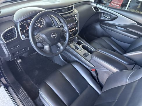 Used 2023 Nissan Murano SV image 18