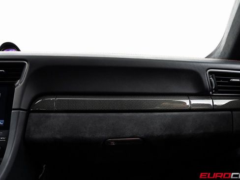 Used 2018 Porsche 911 GT3 RWD image 34