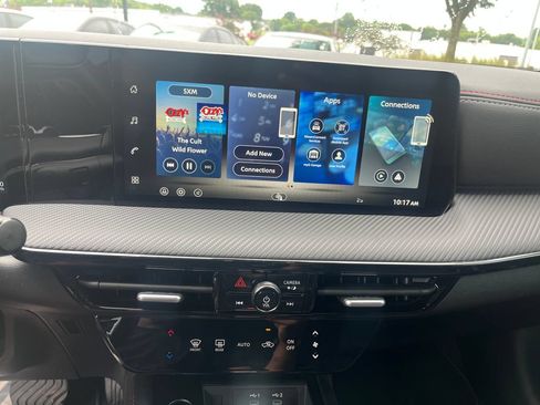 Certified 2026 Nissan Kicks SR FWD image 16