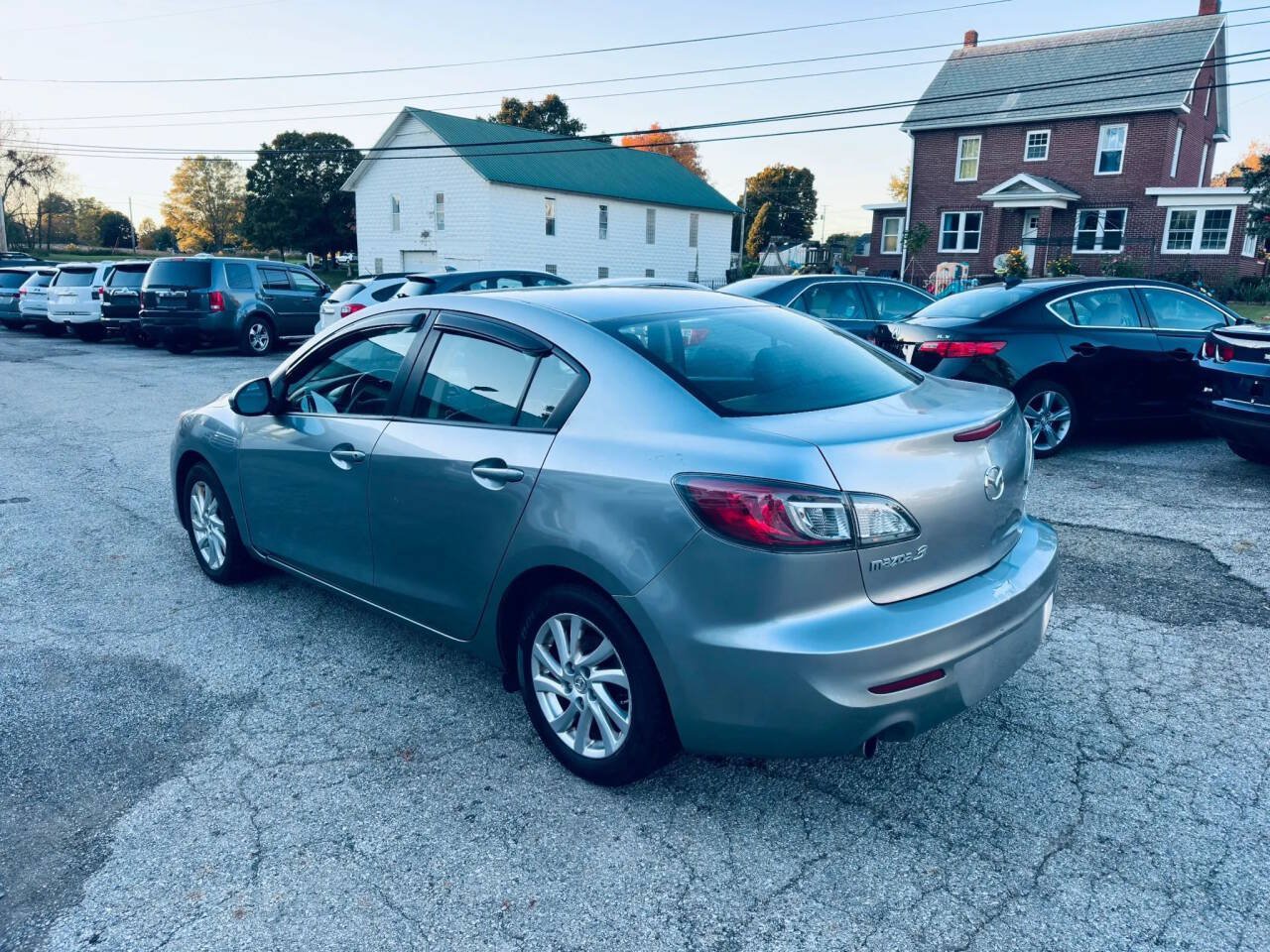 Used 2012 MAZDA MAZDA3 i Touring FWD image 7