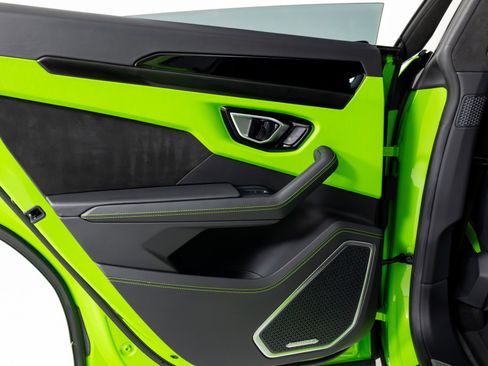 Used 2023 Lamborghini Urus S image 46