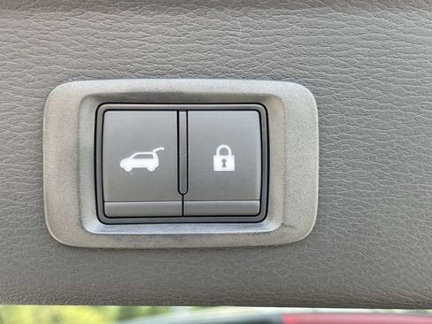 New 2026 Nissan Rogue SL AWD/4WD image 13