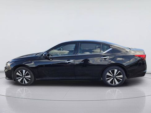 Used 2019 Nissan Altima 2.5 SL FWD image 5