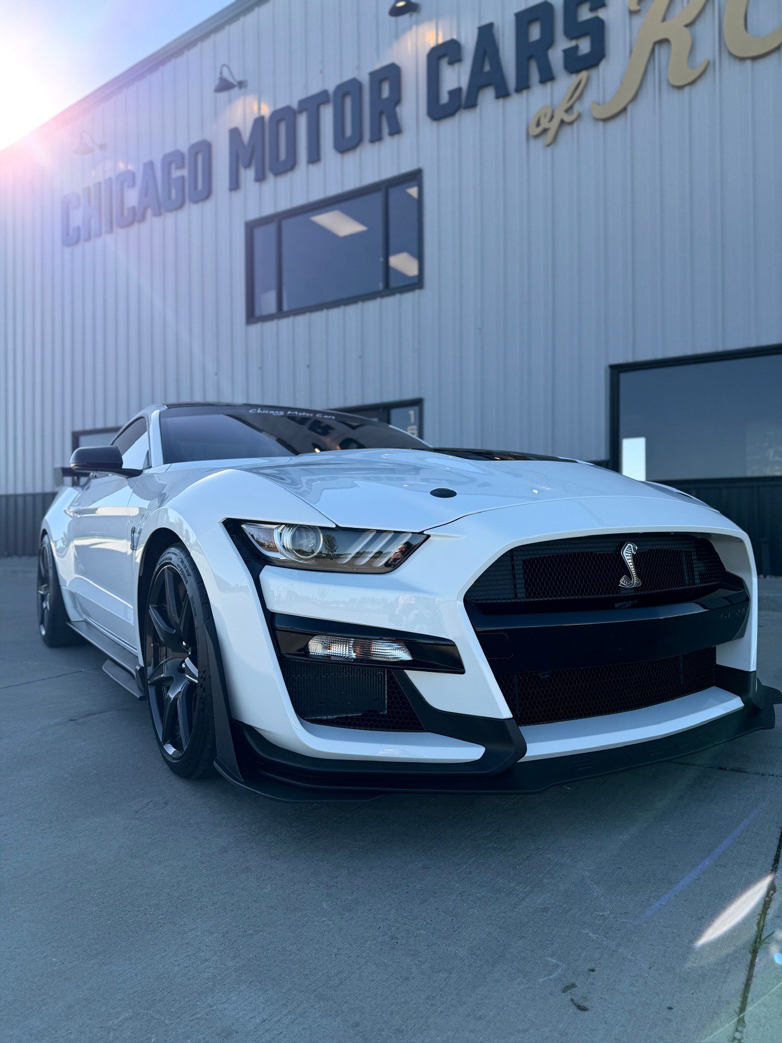 Used 2022 Ford Mustang Shelby GT500 w/ Carbon Fiber Track Pack RWD image 7
