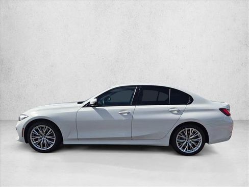 Used 2023 BMW 330i Sedan w/ Premium Package RWD image 6