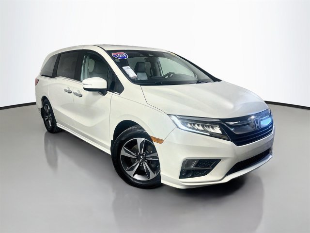 Used 2019 Honda Odyssey Touring image 2