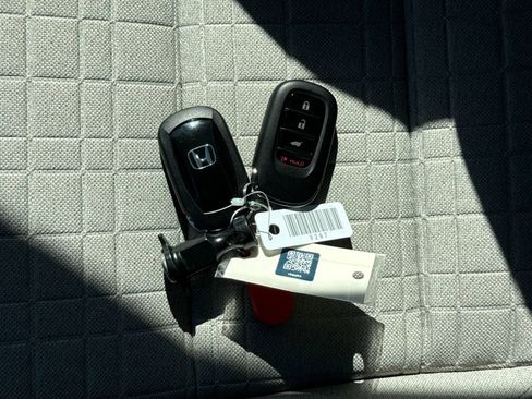 New 2026 Honda HR-V LX image 27