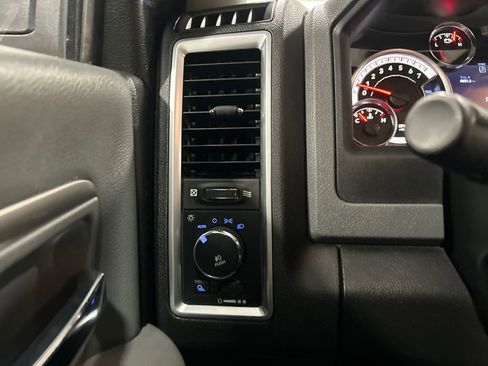 Used 2019 RAM 1500 Big Horn image 19