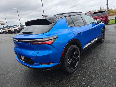 New 2026 Chevrolet Equinox EV RS image 4