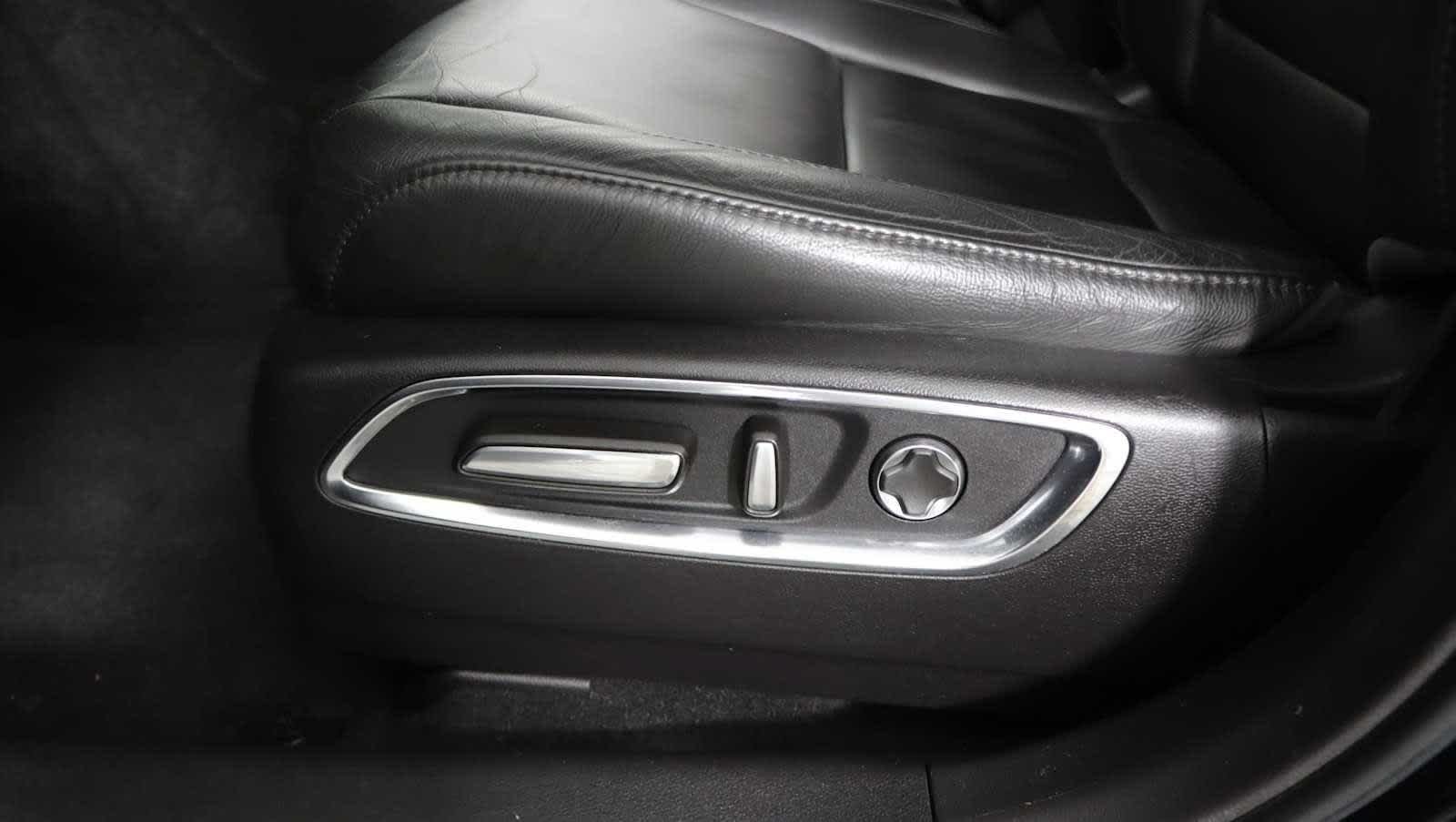 Used 2020 Acura MDX SH-AWD image 20