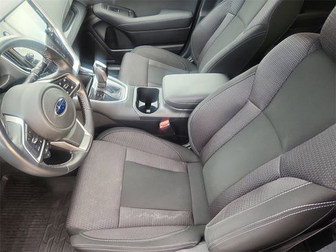 Used 2022 Subaru Outback Premium image 9