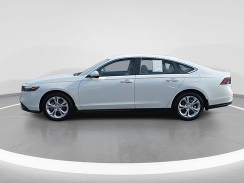 Certified 2025 Honda Accord LX image 8