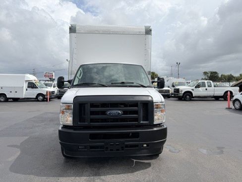 Used 2021 Ford E-450 and Econoline 450 Super Duty w/ Power Windows & Locks Group RWD image 2