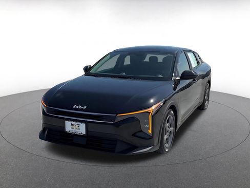 Used 2025 Kia K4 LXS image 7
