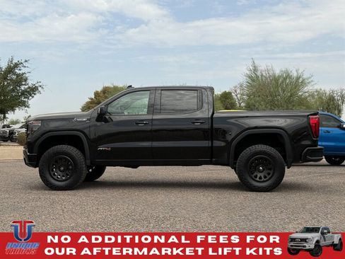 Used 2024 GMC Sierra 1500 AT4 w/ AT4 Preferred Package AWD/4WD image 10