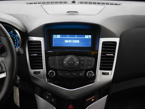 Used 2014 Chevrolet Cruze LT FWD image 15