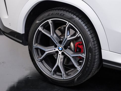 Used 2021 BMW X6 xDrive40i w/ M Sport Package image 54