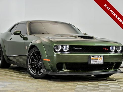 Used 2020 Dodge Challenger R/T Scat Pack image 1