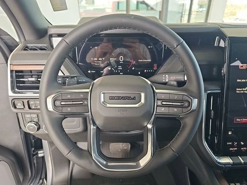 New 2026 GMC Yukon XL Denali w/ Sun & Power Step Package AWD/4WD image 21